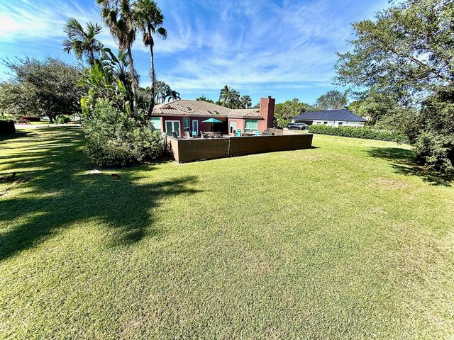 3290 SW 131st Terrace, Davie, FL 33330