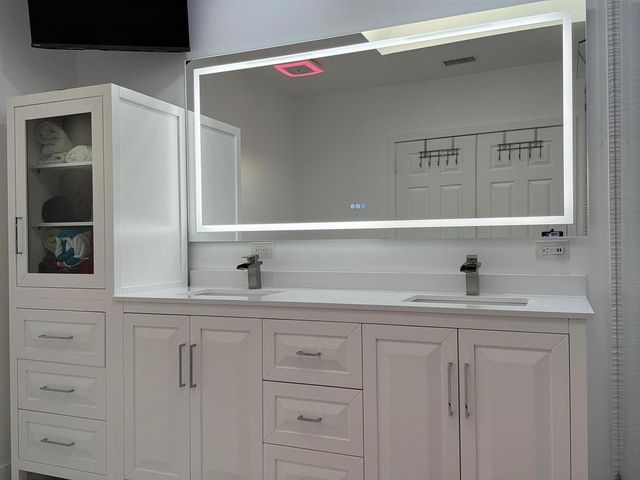 3290 SW 131st Terrace, Davie, FL 33330