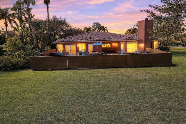 3290 SW 131st Terrace, Davie, FL 33330