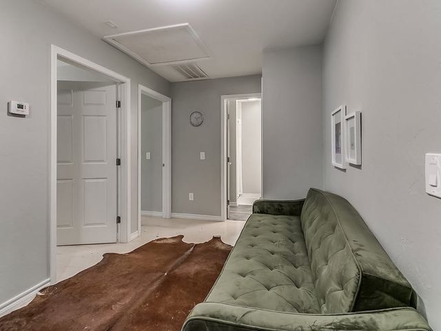 1129 N Douglas Avenue, Oklahoma City, OK 73106