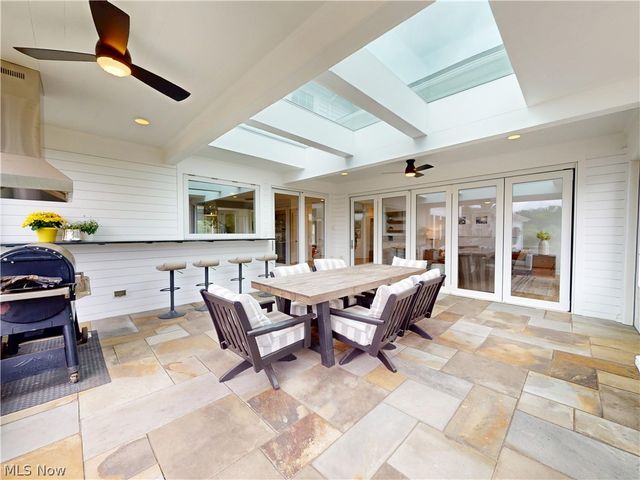 9830 Greenway Trail, Chagrin Falls, OH 44023