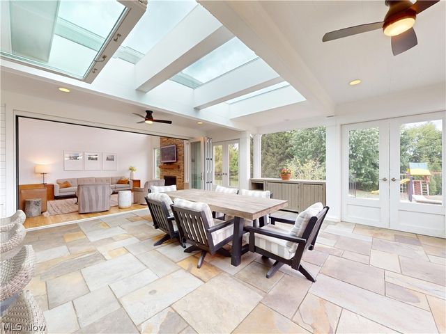 9830 Greenway Trail, Chagrin Falls, OH 44023