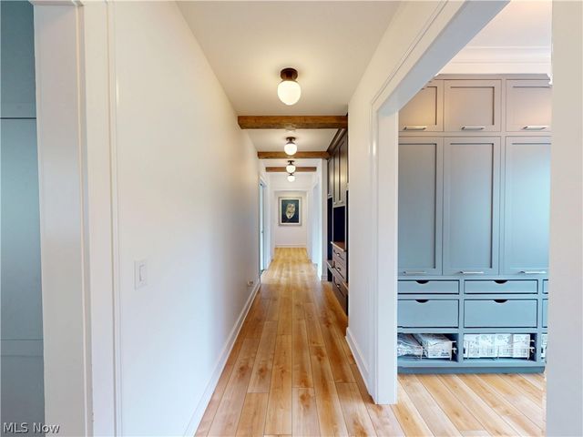 9830 Greenway Trail, Chagrin Falls, OH 44023