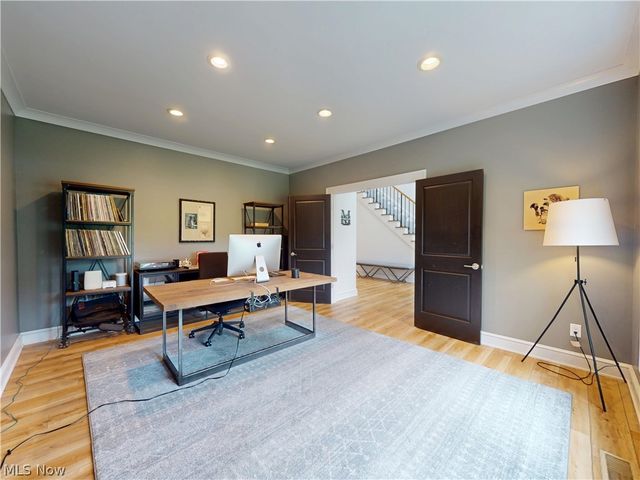9830 Greenway Trail, Chagrin Falls, OH 44023