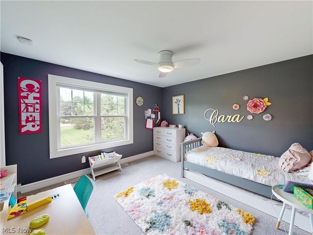 9830 Greenway Trail, Chagrin Falls, OH 44023