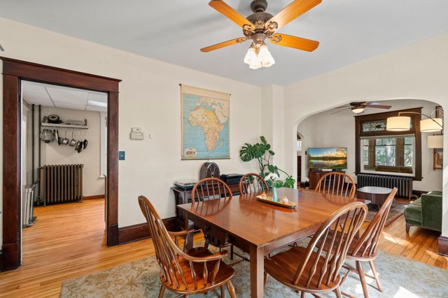 922 Armstrong Avenue, Saint Paul, MN 55102