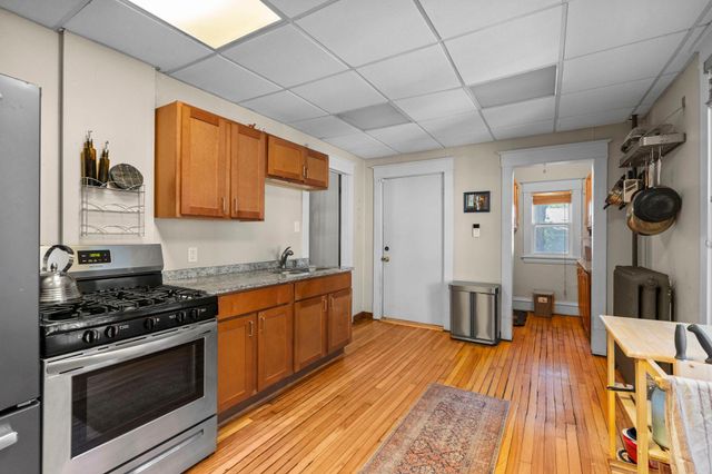 922 Armstrong Avenue, Saint Paul, MN 55102