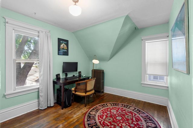 922 Armstrong Avenue, Saint Paul, MN 55102