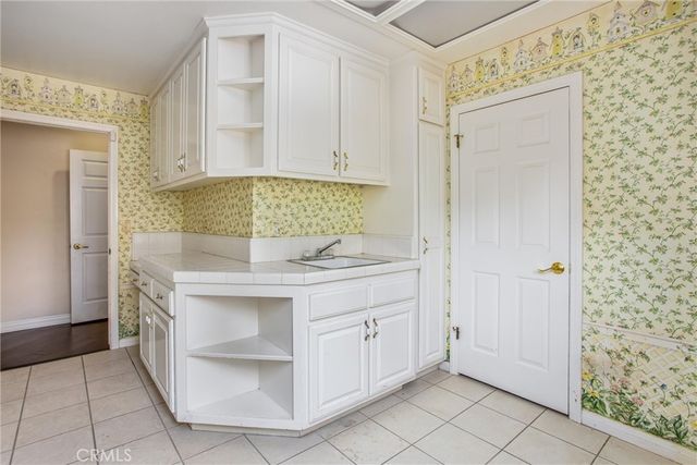 6966 Ranch View Road, Riverside, CA 92506