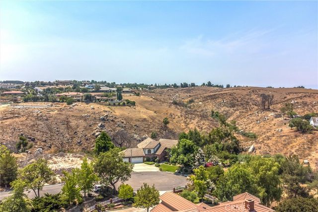 6966 Ranch View Road, Riverside, CA 92506