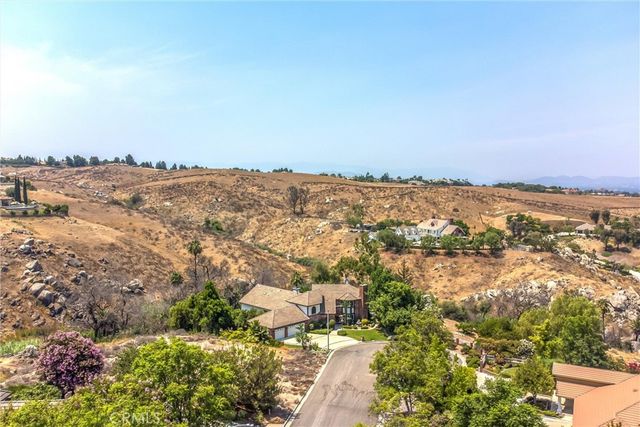 6966 Ranch View Road, Riverside, CA 92506