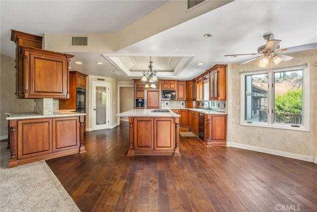 6966 Ranch View Road, Riverside, CA 92506