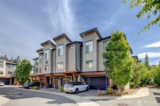19225 Damson Road #D2, Lynnwood, WA 98036