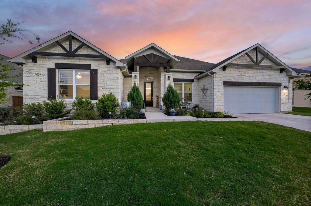 208 Milano DR, Liberty Hill, TX 78642