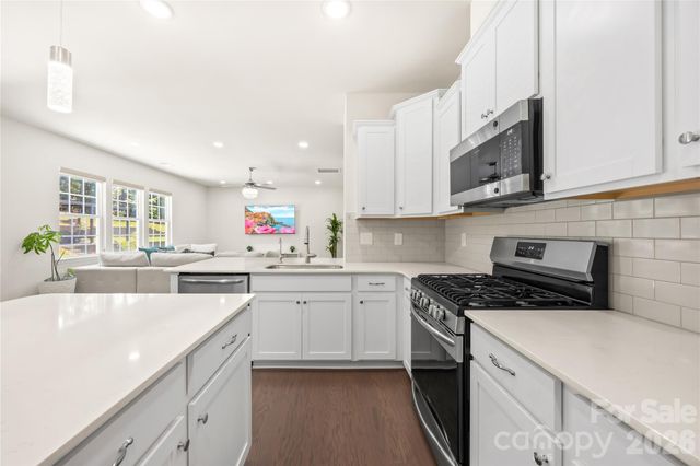 923 Wood Apple Lane, Fort Mill, SC 29708