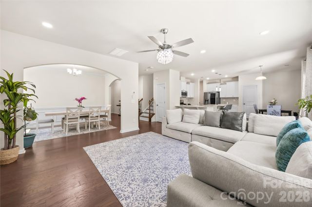 923 Wood Apple Lane, Fort Mill, SC 29708