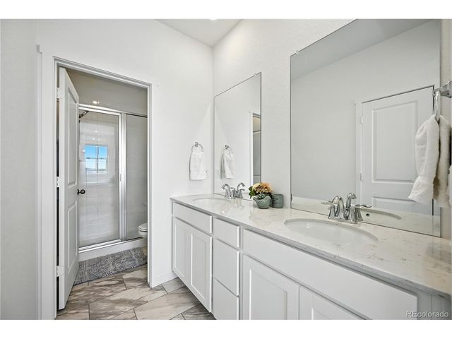 9072 Gladiola Way B, Arvada, CO 80005