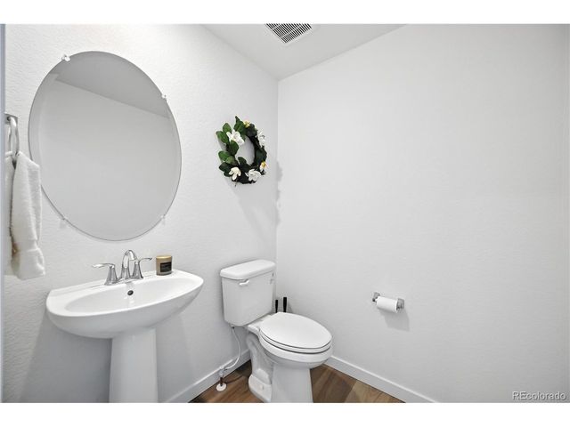 9072 Gladiola Way B, Arvada, CO 80005