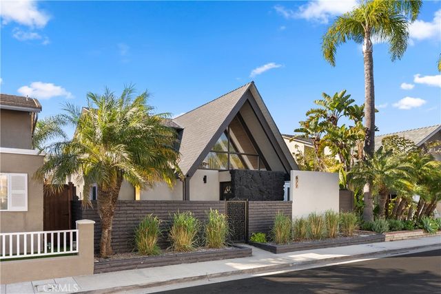 327 62nd Street, Newport Beach, CA 92663