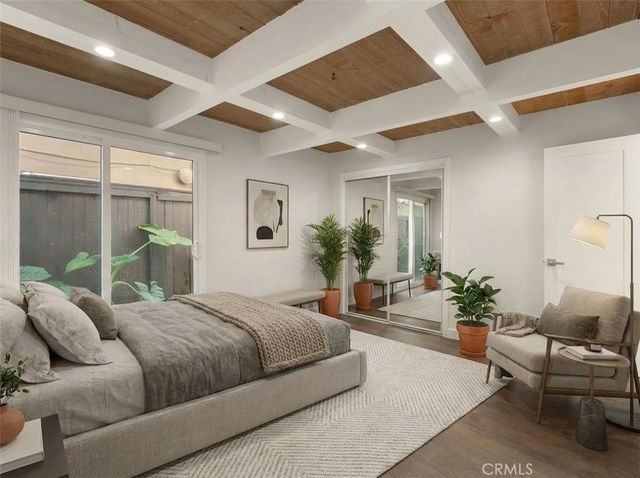 327 62nd Street, Newport Beach, CA 92663