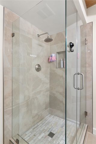 327 62nd Street, Newport Beach, CA 92663