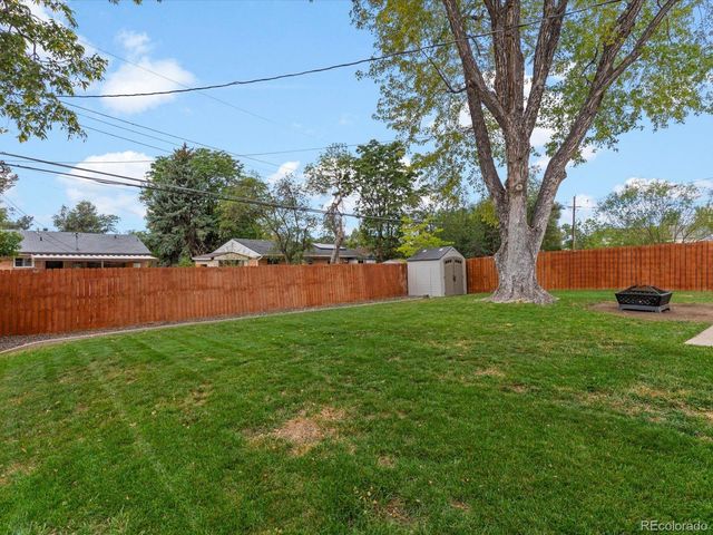 8621 Crescent Drive, Westminster, CO 80031