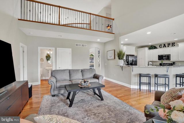 104 MONUMENT DR, Elizabethtown, PA 17022