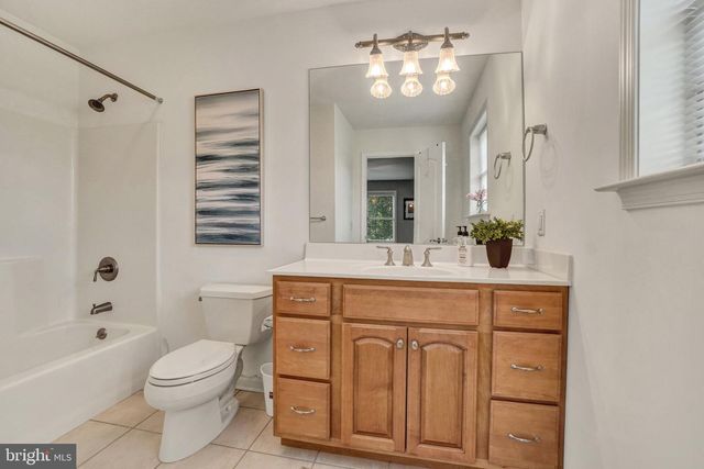 104 MONUMENT DR, Elizabethtown, PA 17022