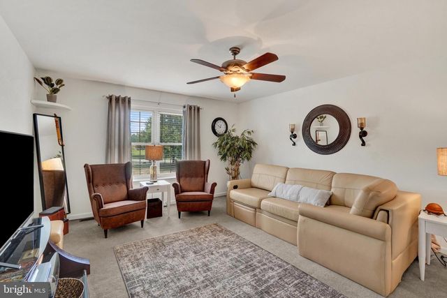 104 MONUMENT DR, Elizabethtown, PA 17022