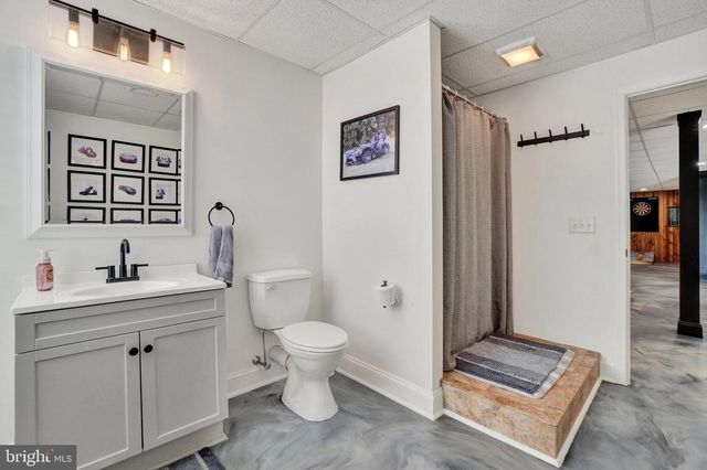 104 MONUMENT DR, Elizabethtown, PA 17022