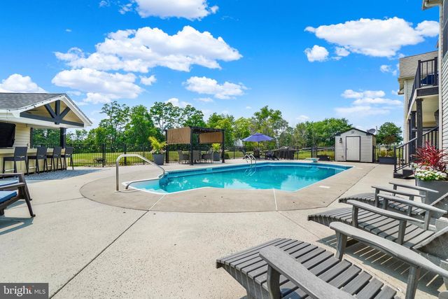 104 MONUMENT DR, Elizabethtown, PA 17022