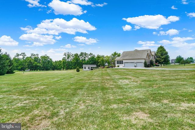 104 MONUMENT DR, Elizabethtown, PA 17022