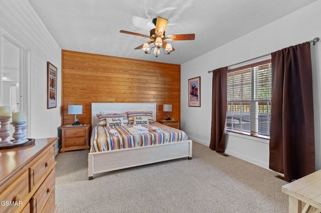 2129 Duck Pond Lane, Sevierville, TN 37876