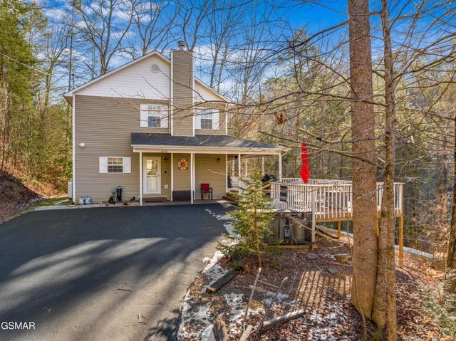 2129 Duck Pond Lane, Sevierville, TN 37876