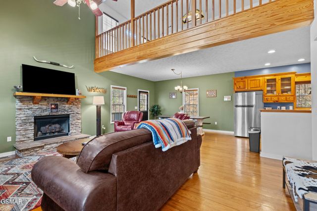 2129 Duck Pond Lane, Sevierville, TN 37876