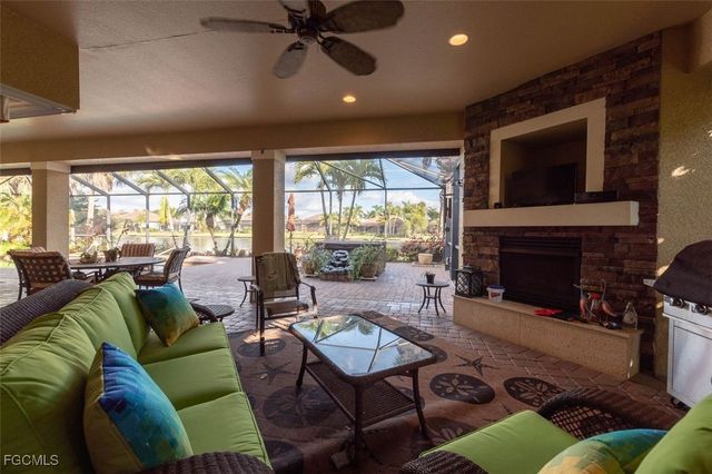 3811 Mossy Oak DR, Fort Myers, FL 33905