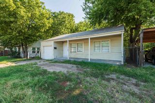 1130 S Hydraulic, Wichita, KS 67211