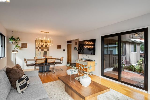 4830 Fair Ave., Oakland, CA 94619