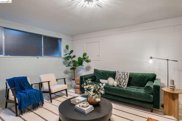 4830 Fair Ave., Oakland, CA 94619