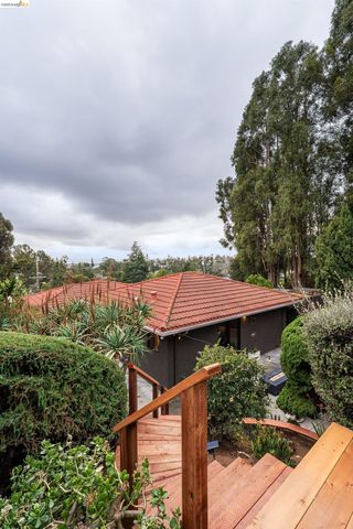 4830 Fair Ave., Oakland, CA 94619