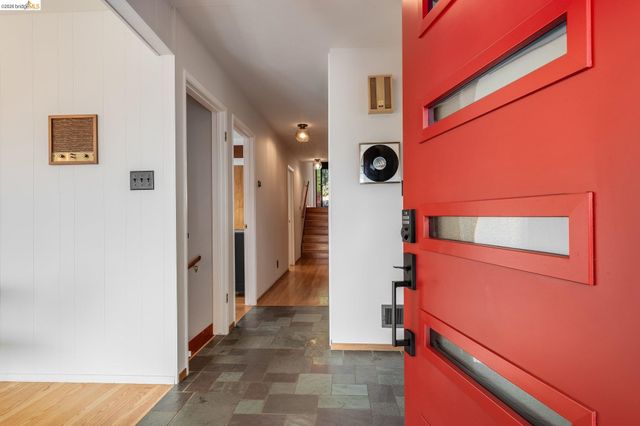 4830 Fair Ave., Oakland, CA 94619