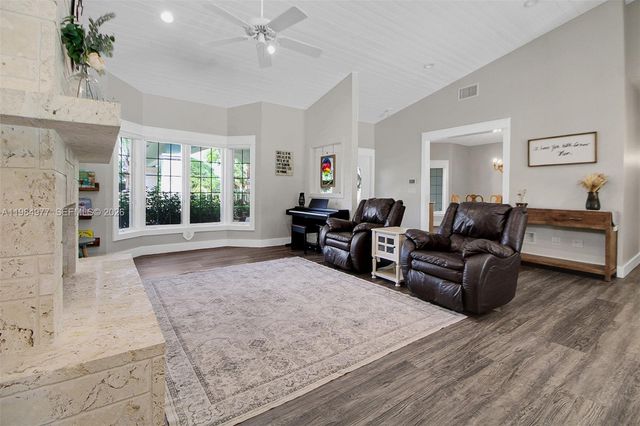 27825 SW 168th Ct, Homestead, FL 33031