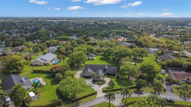 27825 SW 168th Ct, Homestead, FL 33031