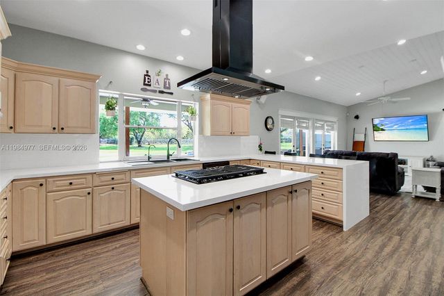 27825 SW 168th Ct, Homestead, FL 33031