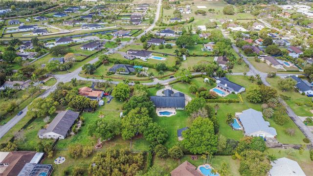 27825 SW 168th Ct, Homestead, FL 33031