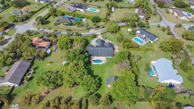 27825 SW 168th Ct, Homestead, FL 33031