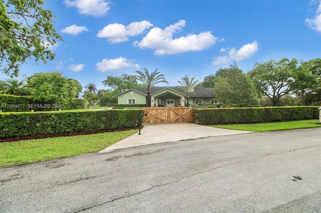 27825 SW 168th Ct, Homestead, FL 33031