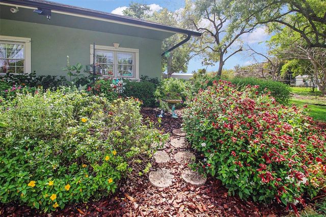 27825 SW 168th Ct, Homestead, FL 33031