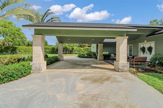 27825 SW 168th Ct, Homestead, FL 33031