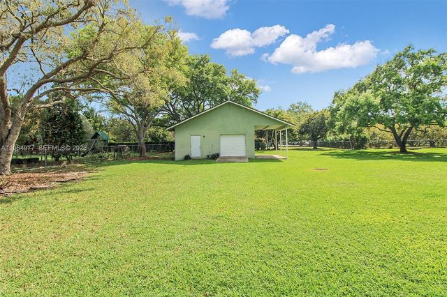 27825 SW 168th Ct, Homestead, FL 33031